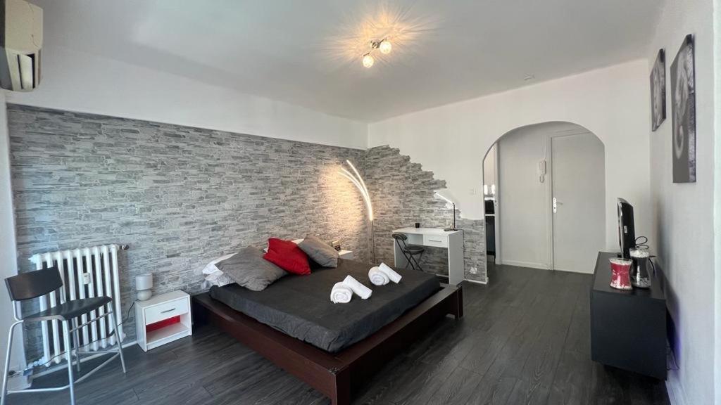 Apartment Lovely In The Heart Of *
